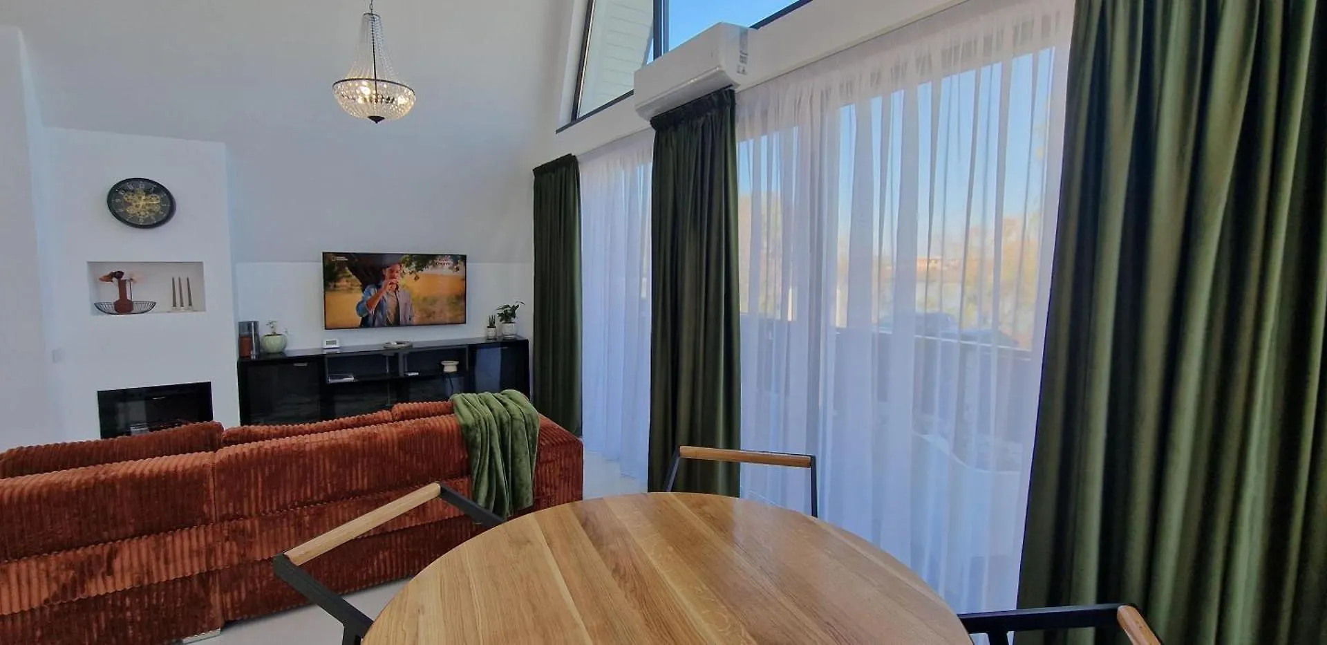 Agrey Frame Residence Villas Bukareszt 0*,